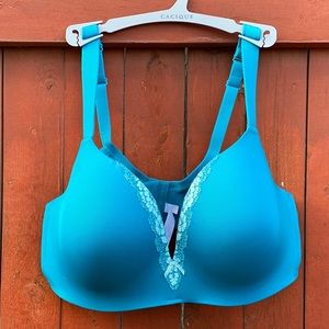 Cacique Simply Wire Free Plunge 42DD NWOT
